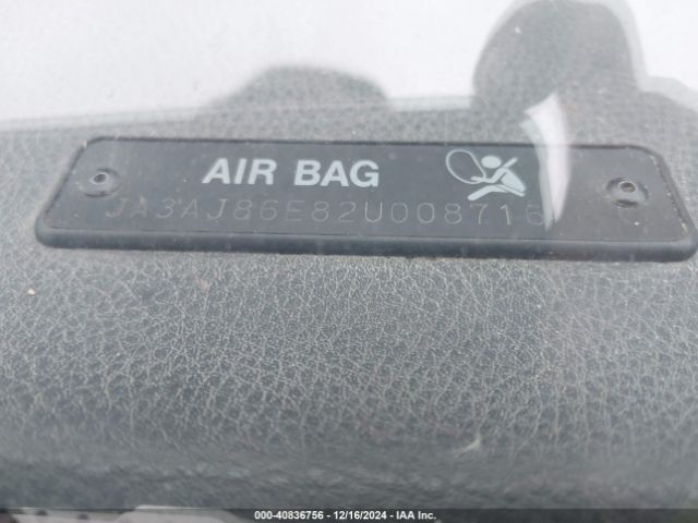 2002 MITSUBISHI LANCER JA3AJ86E82U008716 Photo 8