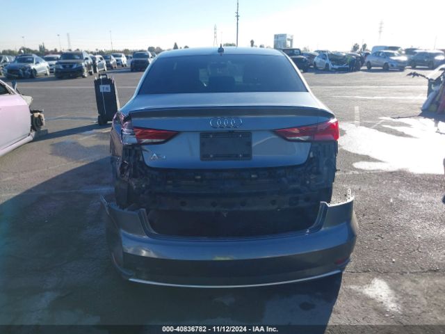 WAUAUGFF9J1049722 Audi A3 2.0t Premium/2.0t Tech Premium
