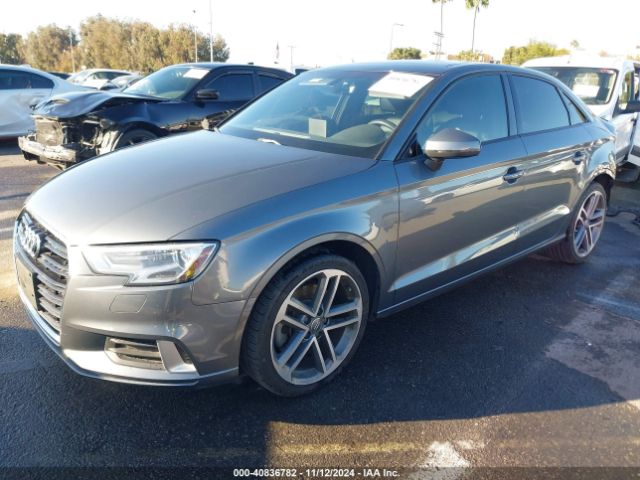 WAUAUGFF9J1049722 Audi A3 2.0t Premium/2.0t Tech Premium