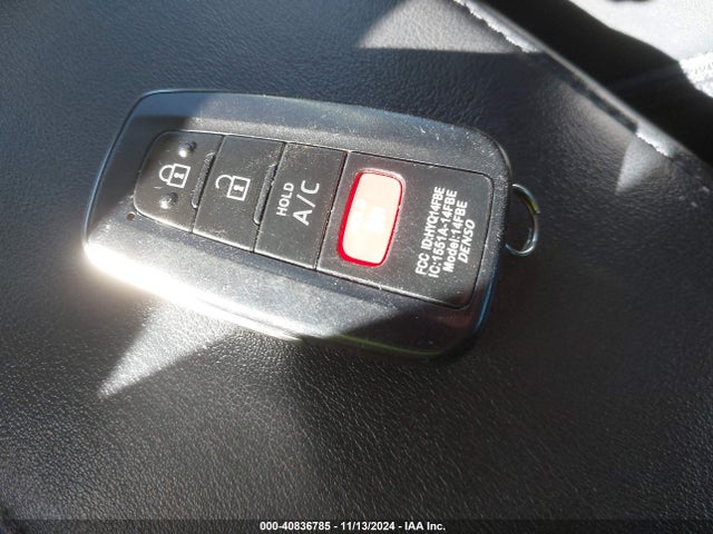 JTDKARFP1H3000677 Toyota Prius Prime Advanced