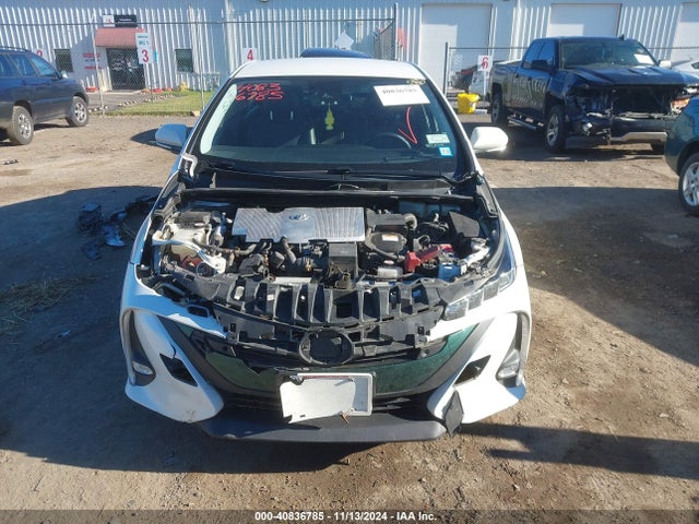 JTDKARFP1H3000677 Toyota Prius Prime Advanced