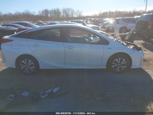 JTDKARFP1H3000677 Toyota Prius Prime Advanced