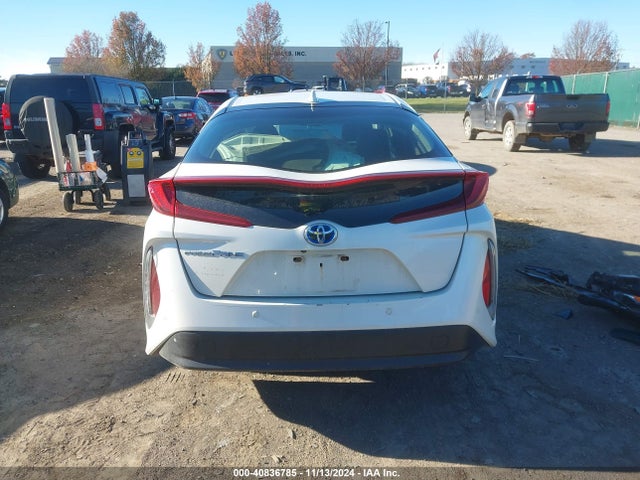 JTDKARFP1H3000677 Toyota Prius Prime Advanced