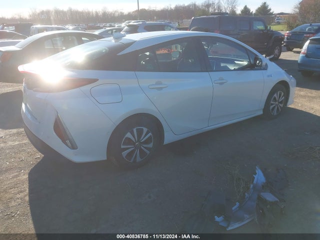JTDKARFP1H3000677 Toyota Prius Prime Advanced