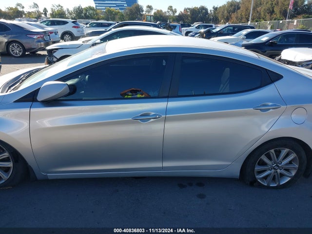 Hyundai ELANTRA SE 2015 5NPDH4AE5FH575914 Image 13
