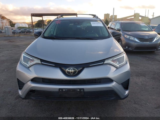 Toyota RAV4 LE 2017 2T3BFREV7HW654985 Image 13
