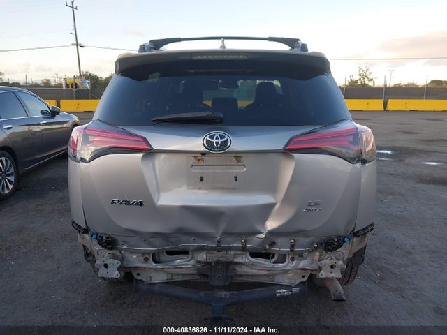 Toyota RAV4 LE 2017 2T3BFREV7HW654985 Image 17