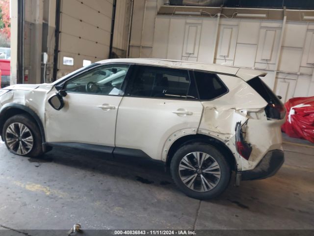 JN8AT3BA6MW014673 Nissan Rogue Sv Fwd