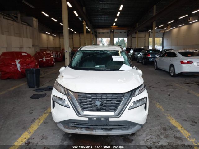 JN8AT3BA6MW014673 Nissan Rogue Sv Fwd