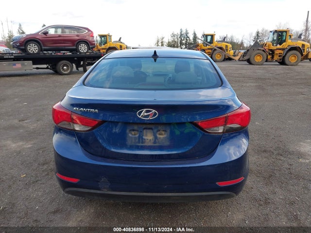 Hyundai ELANTRA SE 2015 5NPDH4AE2FH559685 Image 17