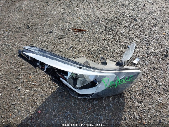 Hyundai ELANTRA SE 2015 5NPDH4AE2FH559685 Image 12