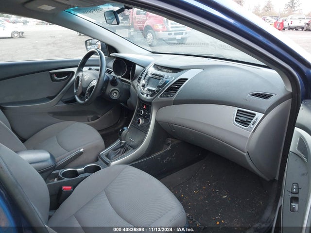 Hyundai ELANTRA SE 2015 5NPDH4AE2FH559685 Image 5