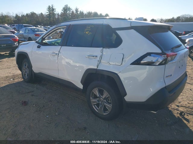 Toyota Rav4 Xle 2024 2T3P1RFV7RC394481 Image 3