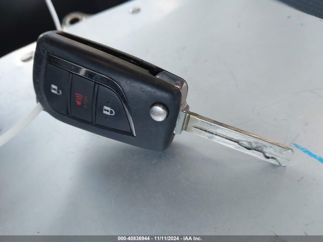 Toyota RAV4 LE 2021 2T3F1RFV0MW174702 Image 11
