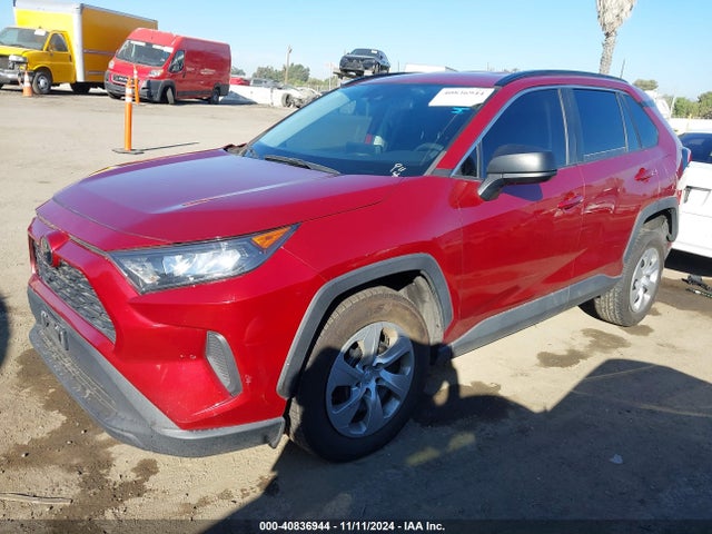 Toyota RAV4 LE 2021 2T3F1RFV0MW174702 Image 2