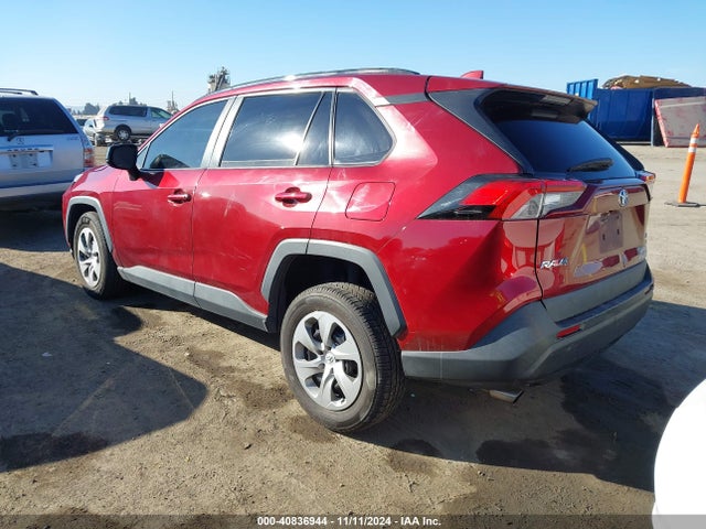 Toyota RAV4 LE 2021 2T3F1RFV0MW174702 Image 3