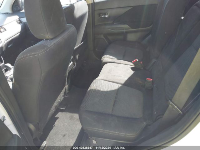 JA4AD3A34JZ042844 Mitsubishi Outlander Se