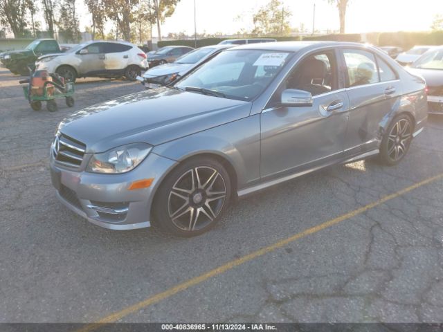 WDDGF4HB6EA905313 Mercedes-Benz C 250 Luxury/sport