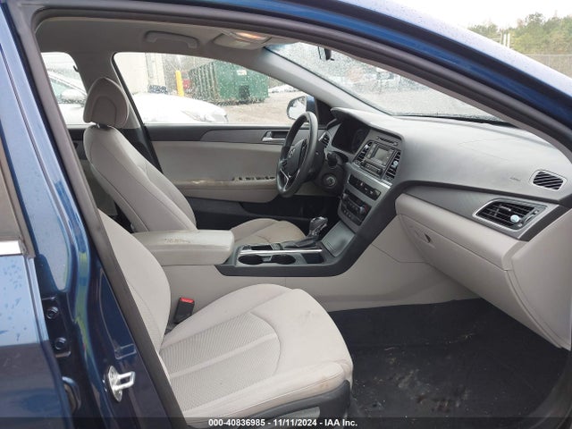 Hyundai SONATA SE 2015 5NPE24AF0FH154567 Image 5