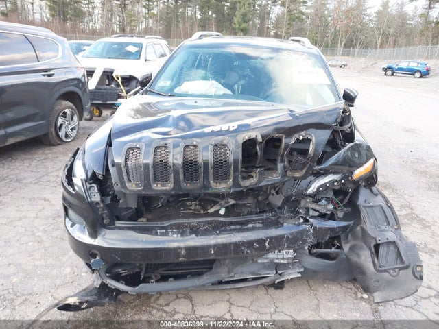 1C4PJMCS4EW147345 Jeep Cherokee Latitude