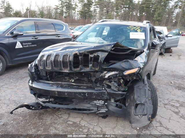 1C4PJMCS4EW147345 Jeep Cherokee Latitude