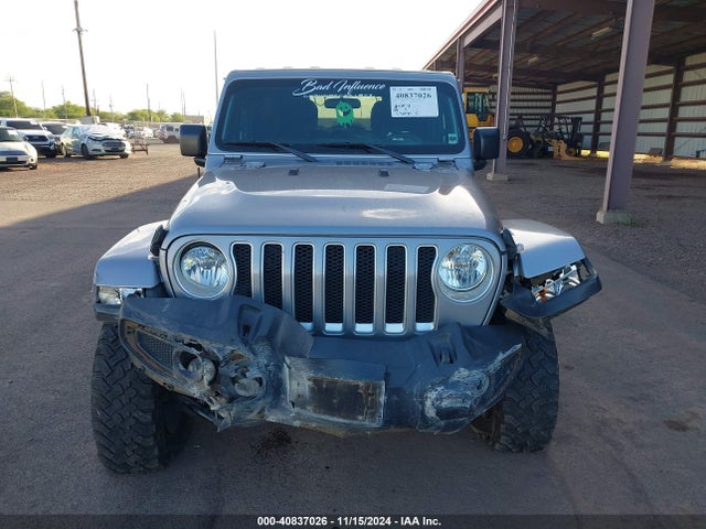 1C4HJXEN2LW127850 Jeep Wrangler Unlimited Sahara 4x4