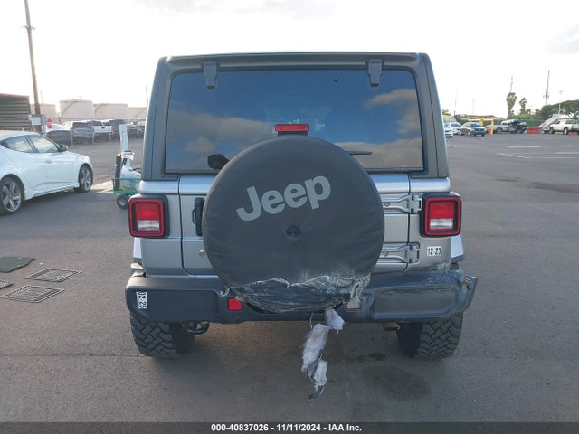 1C4HJXEN2LW127850 Jeep Wrangler Unlimited Sahara 4x4