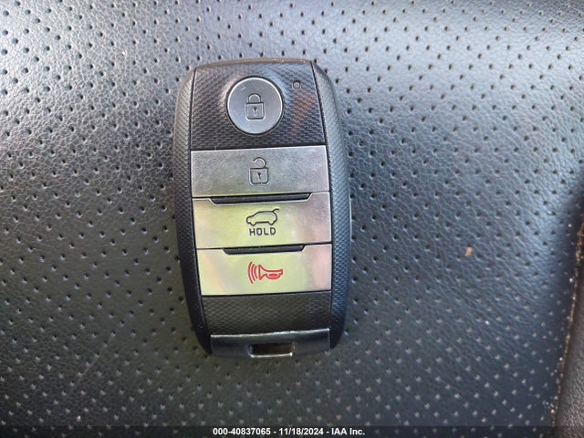 5XYPHDA55JG424617 KIA Sorento 3.3l Ex