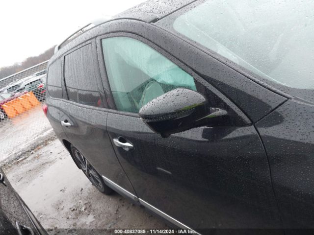 5N1DR2MM5HC699034 Nissan Pathfinder Platinum