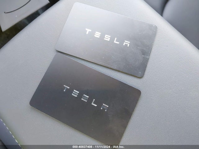 2024 TESLA MODEL Y 7SAYGDEE4RF984359 Photo 10