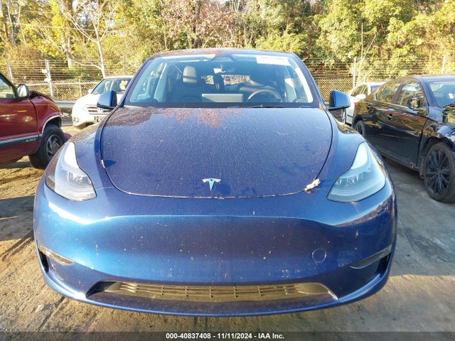 Tesla Model Y Long Range Dual Motor All-wheel Drive 2024 7SAYGDEE4RF984359 Image 12