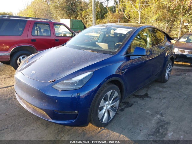 2024 TESLA MODEL Y 7SAYGDEE4RF984359 Photo 1