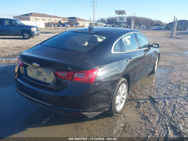 Chevrolet MALIBU LT 2018 1G1ZD5ST3JF258102 Image 4