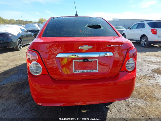 Chevrolet Sonic Lt Auto 2015 1G1JC5SHXF4165172 Image 16