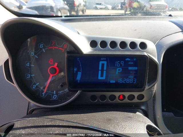 Chevrolet Sonic Lt Auto 2015 1G1JC5SHXF4165172 Image 7