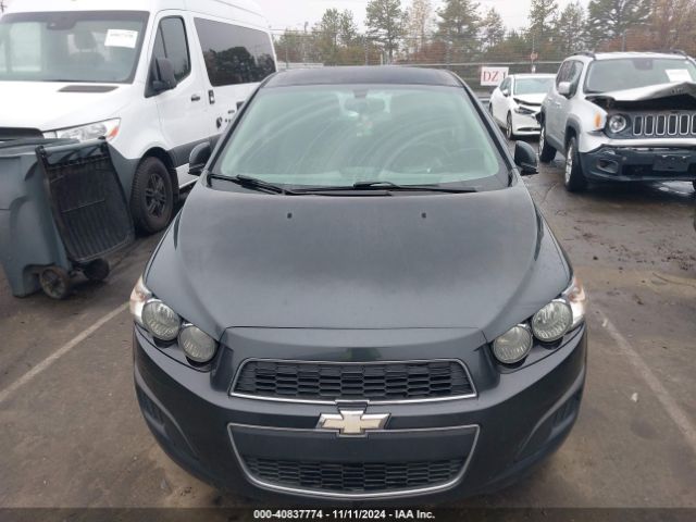 1G1JC6SBXE4124458 Chevrolet Sonic Lt Auto