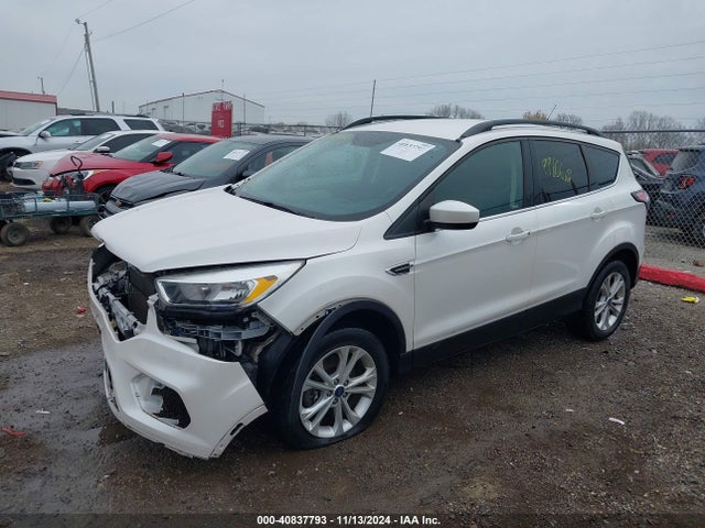 1FMCU9GD7JUB70098 Ford ESCAPE SE