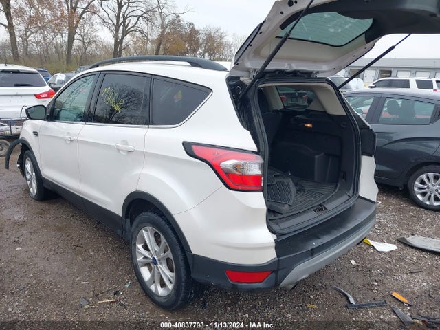 1FMCU9GD7JUB70098 Ford ESCAPE SE