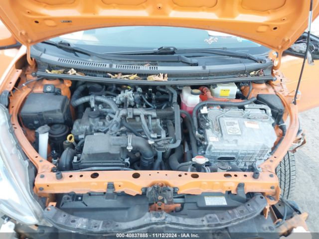 JTDKDTB3XF1114774 Toyota Prius C One
