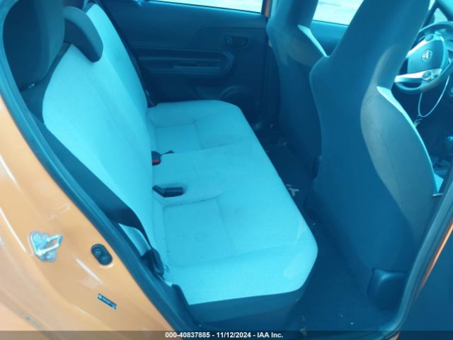 JTDKDTB3XF1114774 Toyota Prius C One