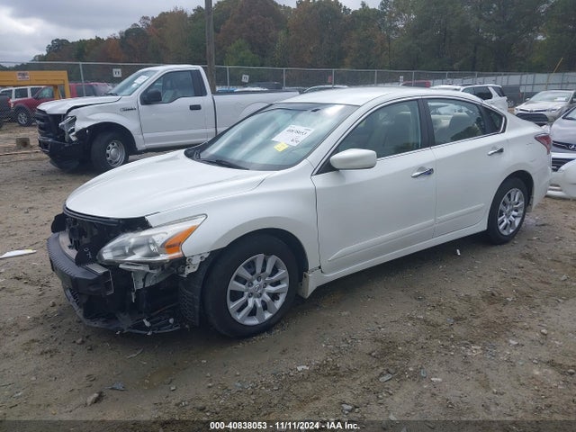 Nissan Altima 2.5 S 2015 1N4AL3AP2FC432479 Image 2