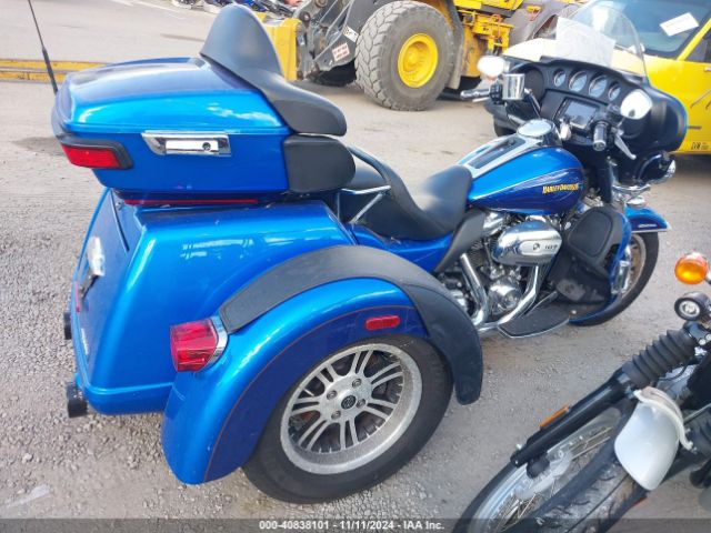 2017 HARLEY-DAVIDSON FLHTCUTG 1HD1MAD17HB856511 Photo 3