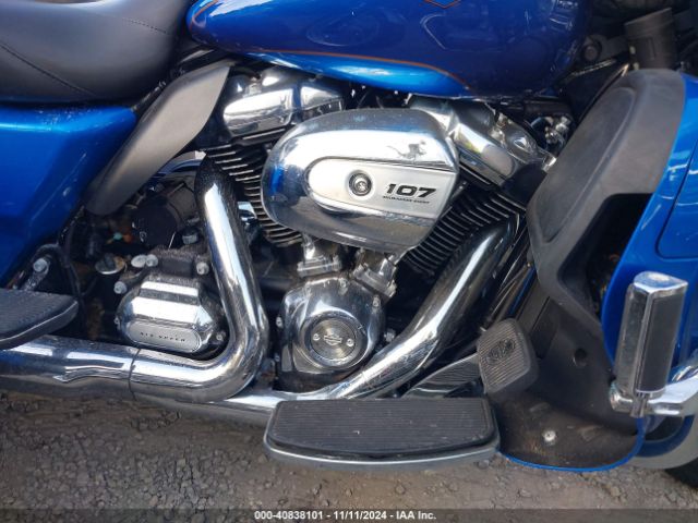 2017 HARLEY-DAVIDSON FLHTCUTG 1HD1MAD17HB856511 Photo 7