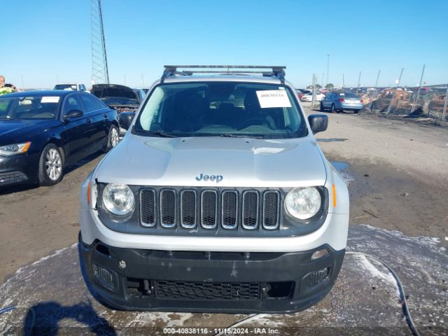 ZACCJAAT2GPD82772 Jeep Renegade Sport