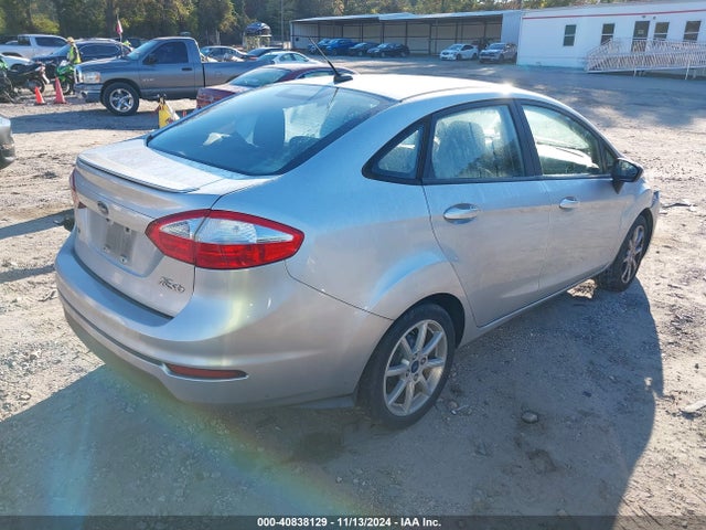 3FADP4BJ6FM157120 Ford FIESTA SE