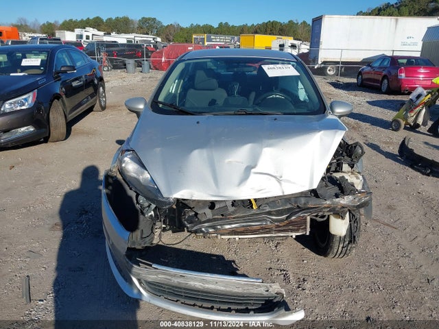 3FADP4BJ6FM157120 Ford FIESTA SE