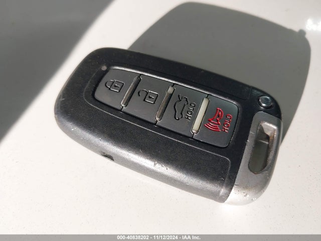 Hyundai Genesis 3.8 Ultimate 2015 KMHHU6KJ2FU123571 Image 11