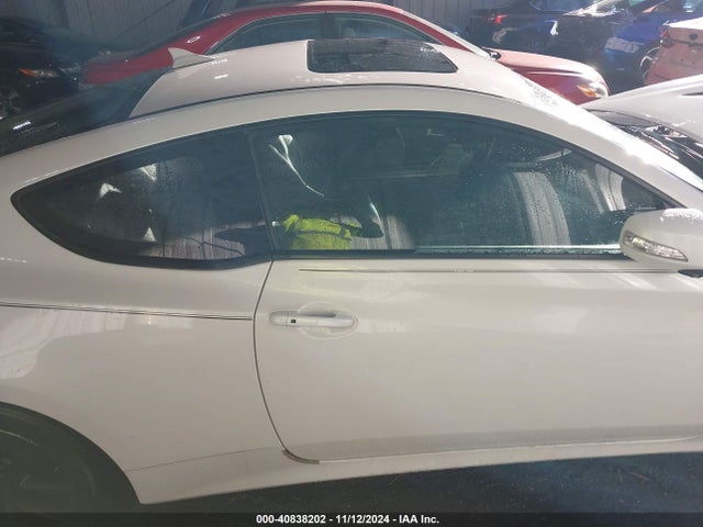 Hyundai Genesis 3.8 Ultimate 2015 KMHHU6KJ2FU123571 Image 13