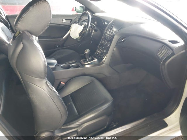 Hyundai Genesis 3.8 Ultimate 2015 KMHHU6KJ2FU123571 Image 5