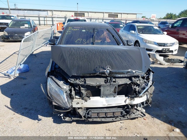 WDDUG8CB5EA010555 Mercedes-Benz S 550